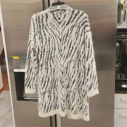 Love Token ππ Betty Open Front Cardigan ~ Ivory & Black NWT