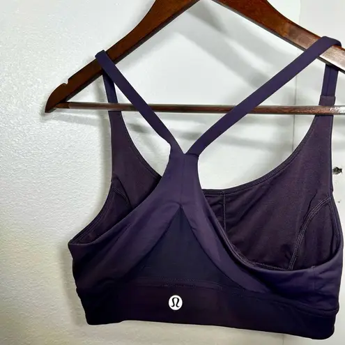 Lululemon  Sports Bra Dark Grey. Size 10
Never worn. Offers welcome!