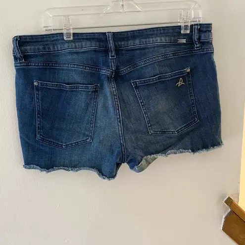 DL1961  Lola raw hem denim shorts size 30