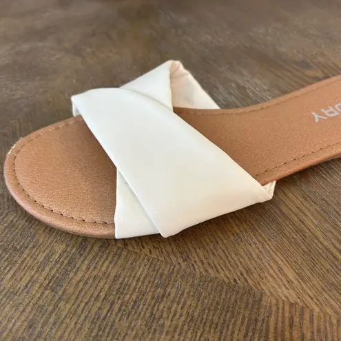 Fitory Women's flat slide sandal white soft leather size 8