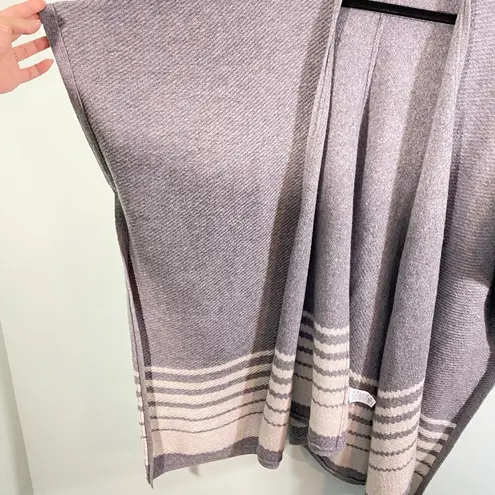 LL Bean Signature Grey 100% Lambs Wool Poncho One Size Size undefined