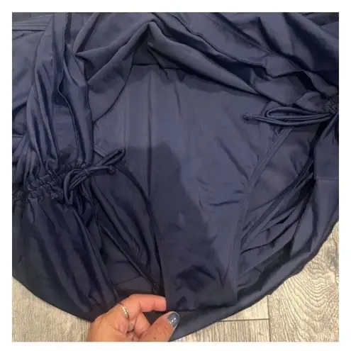 Navy Blue Floral Womens Bathing Suit Top is 4XL Bottom is 22W Skirt Tankini Size 4X