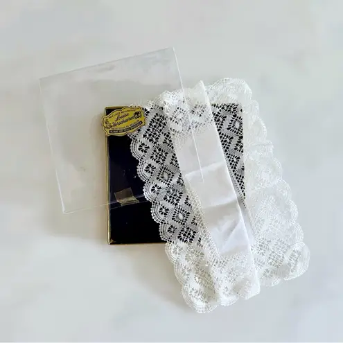 Vintage Louise Verschueren Ivory Lace Embroidered Handkerchief White