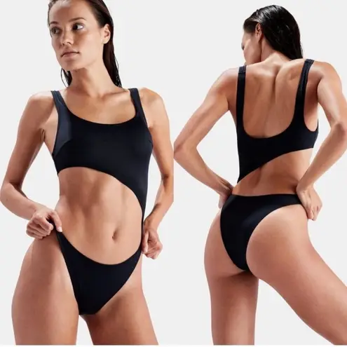 Solid & Striped Jourdan Cut Out One Piece Swimsuit Black- Size Medium