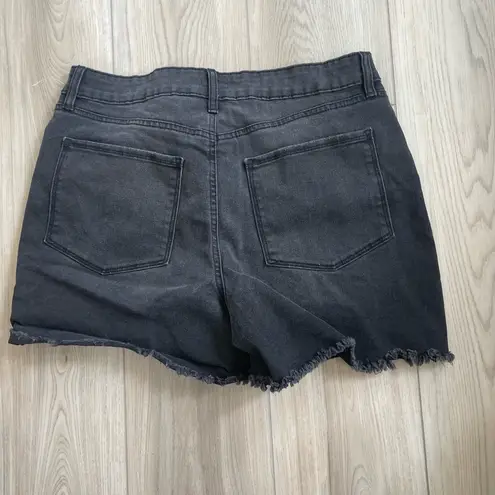 NWOT Dip Womens Washed Black Distressed Frayed Hem Shorts Size 12