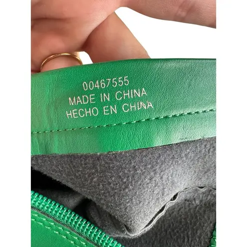 Forever21 Green Faux Leather Pointed Toe Stiletto Heel Ankle Boots Size 5.5