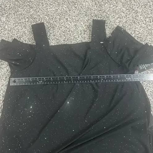 Roamanโs Off the Shoulder Black Glitter Maxi Dress Size Medium NWT