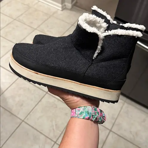 Merrell Juno Charcoal Wool Faux Fleece Lined Rubber Sole Pull-On Boots Size 8.5