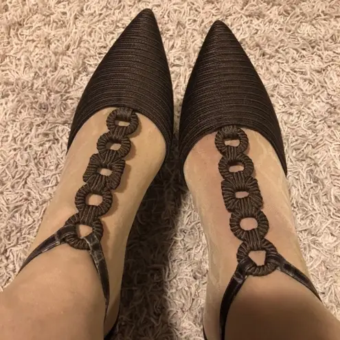 Giorgio Armani Brown T Strap Embossed Pumps New Women’s Size 7.5