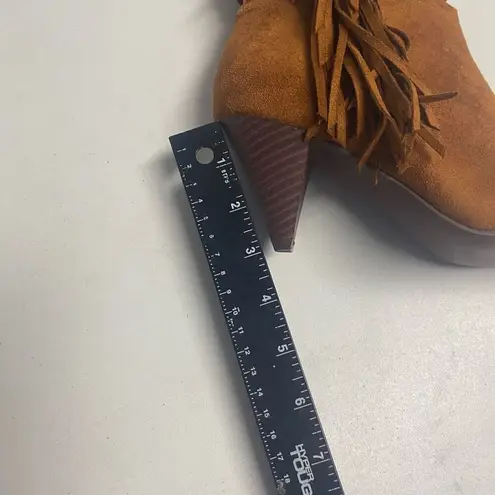 JUST FAB Women’s Sanna Heeled Boots Size 7 Camel NEW WITH DEFECTS Tan