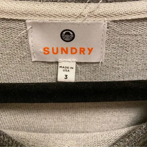 Sundry Heather Grey Camo Print Sweatshirt Size 3(L)