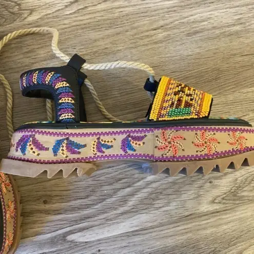 Farm Rio Beaded Banana Platform Sandal in Black Size 8 NWT