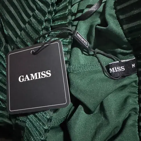 NWT Green Velvet High Waisted Pleated Mini Skort with Built