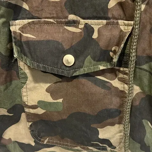 Miss London Black Label Camouflage print hooded jacket size small