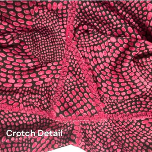 π Vogo Athletica Pink Patterned 7/8 Leggings Size M Waist Pocket, 4