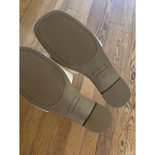 GBG Los Angeles Slides Women's Size 8.5 Beige and White