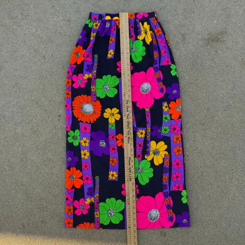 Vintage 60s Flower Power Mod Day Glo Barkcloth Ditzy Daisy Long Skirt SMALL? Black
