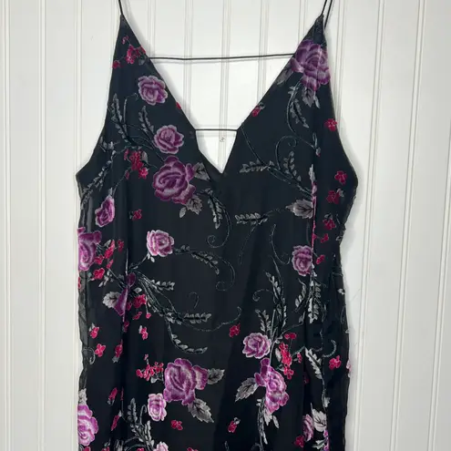 Wild Pearl Sexy Low Neckline Mini Lace Dress With Velvet Flowers Medium