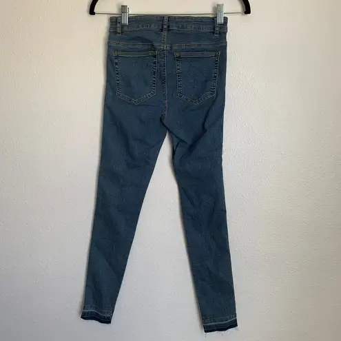 Denim & Co 5/$25 NWT Denim Co. Light Wash Skinny Jeans
