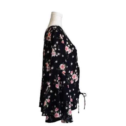 Planet Gold Black Pink Floral V-Neck Bell Sleeve Top Blouse Top Size 1X NEW