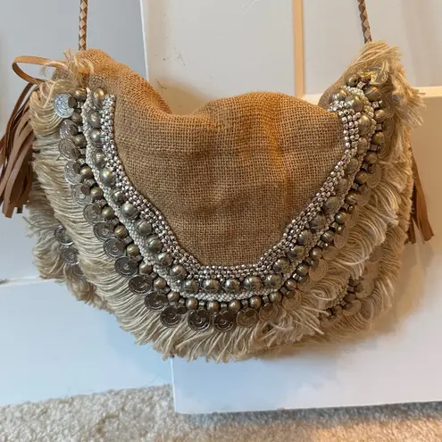 SHASHI Leela Clutch in Natural