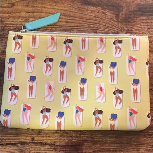 Ipsy  Yellow Sunbathing Beauties Makeup Bag