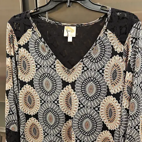 💕FIG AND FlOWER💕 V