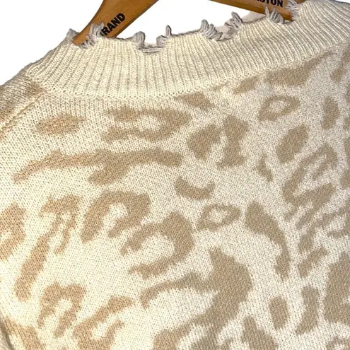 Main Strip  boho cream/tan cheetah print distressed chunky sweater - Image 5