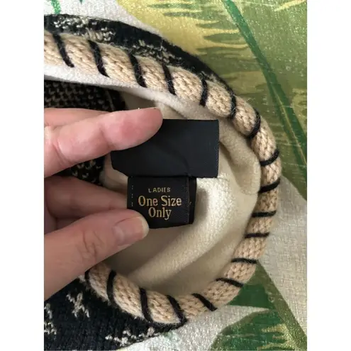 Obermeyer Tan Black pattern Winter Hat Cap 100% Wool Women’s One Size