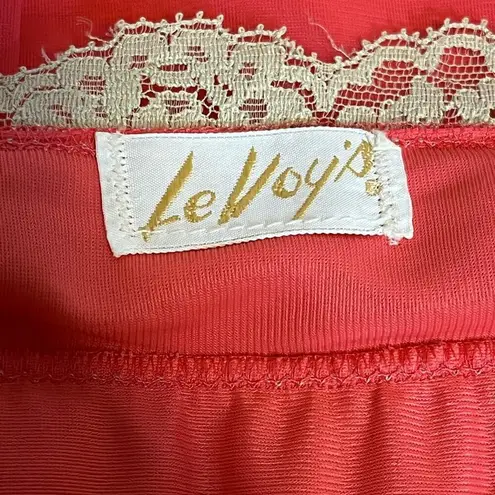 LeVoy’s Vintage Coral Gown Lingerie Size L