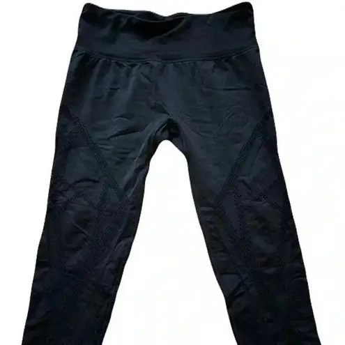 Lorna Jane Women's Black Workout Yoga Leggings Perforated Holes Size Medium