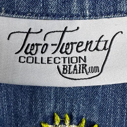 Two Twenty Sz M Embroidered Denim Jacket Western Aztec Southwestern Jean Coat Blue Size M