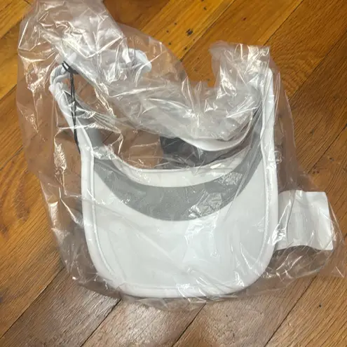 Alo Yoga  White Bucket Hat with Black Logo - Image 3