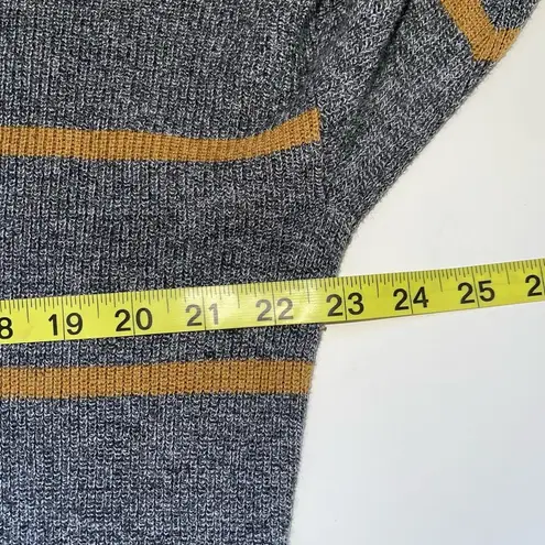 American Eagle Jegging Fit Gray & Yellow Striped Knit Sweater