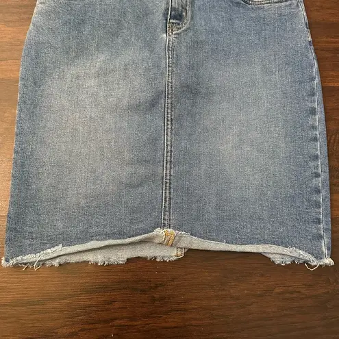 J. McLaughlin  medium wash denim skirt size 6