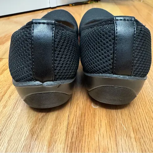 Life Stride Indy Wedge black flats Slip-On comfort shoes size 7 W