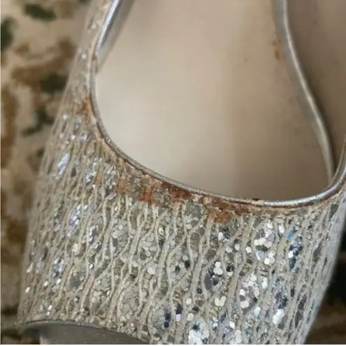 Audrey Brooke  Silver Metallic Peep Toe Platform Heel Cocktail Wedding Night Out