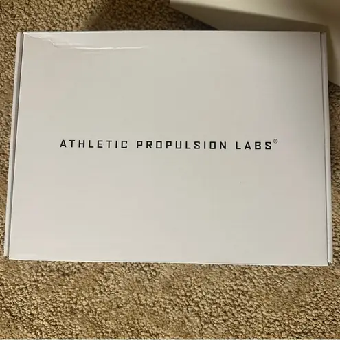 APL Techloom Phantom Sneakers Women 7 NIB