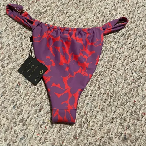 Skatie NWT  Rincon Bikini Cheeky Skimpy Bottoms High Leg- Size Large