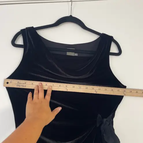 Taylor Dresses Black Velvet Sleeveless Ruched Sheath Cocktail Party Dress Size 6