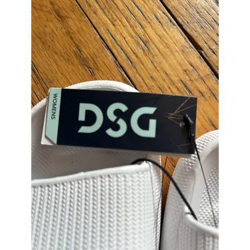 DSG Shoes Sandals Slides Womens Size 6 White Foam Pool Shower Slip On Comfort