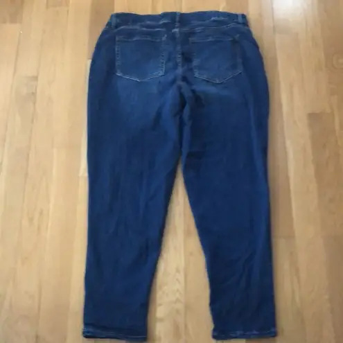 Lane Bryant  low rise straight jeans size 18.