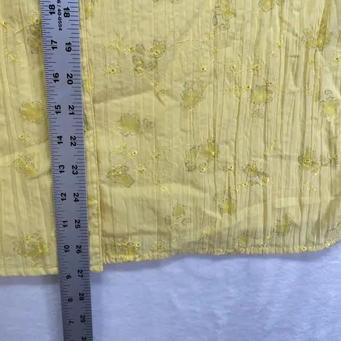 Drapper's and Damon's Yellow Shirt & Tank Womens Medium (No Tag) embroidered
