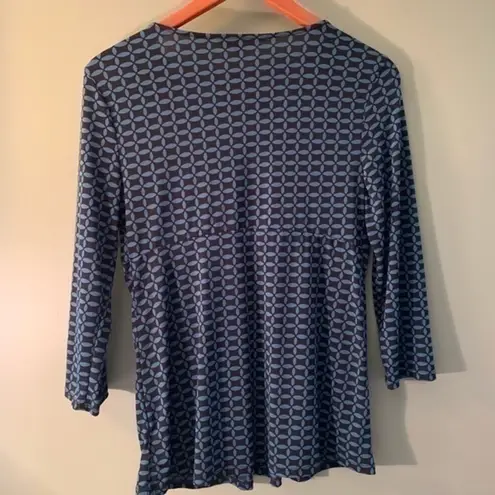 Daisy Fuentes empire waist top