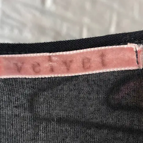 Velvet By Graham And Spencer V-Neck Dress Black Midi Knee Length Womens Medium