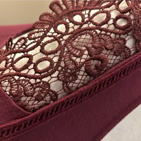 Moral Fiber burgundy Fitted Embellished Blouse Size M