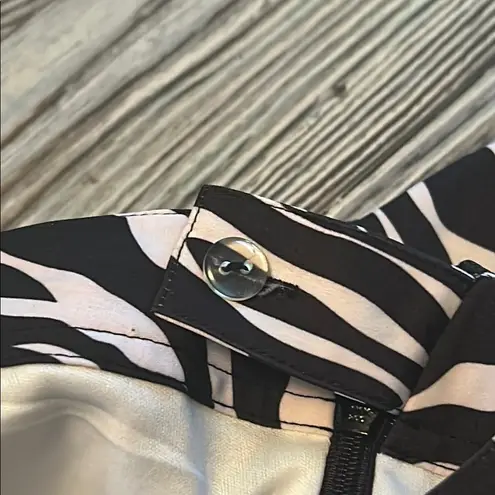 EP Pro Black and White Mini Golf Skort Size 4