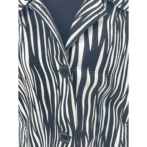 Robbie Bee Signature by Women's Black 3 Button Blazer Size10 G0165