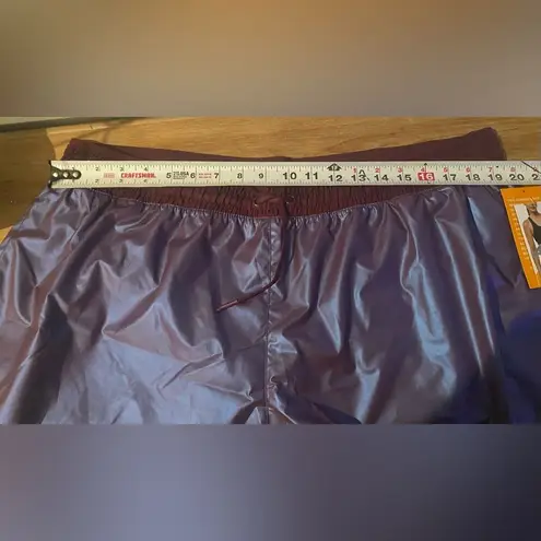 Avia NWT Women’s Workout Shorts Purple Maroon Shine Shorts Plus Size XXL (20) CASUAL