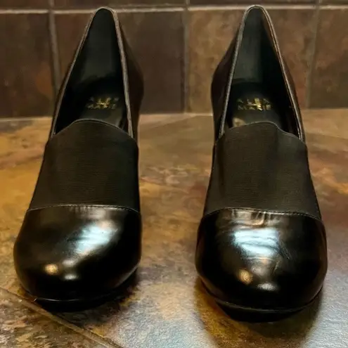 Alex Marie Black High Heel Pump Elastic Strap Size 8.5 M